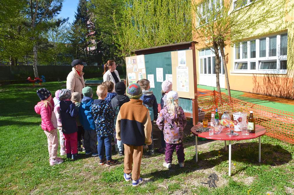 1mskv_krymska10_202504_Den_Zeme_30 1mskv_krymska10_202504_Den_Zeme_30